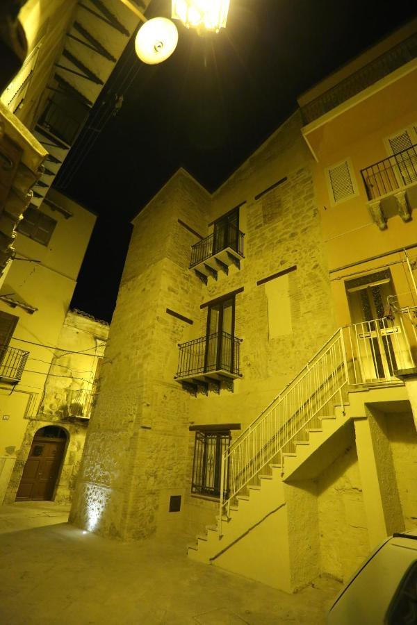 Antica Dimora Dell'Ammiraglio Licata Exterior foto